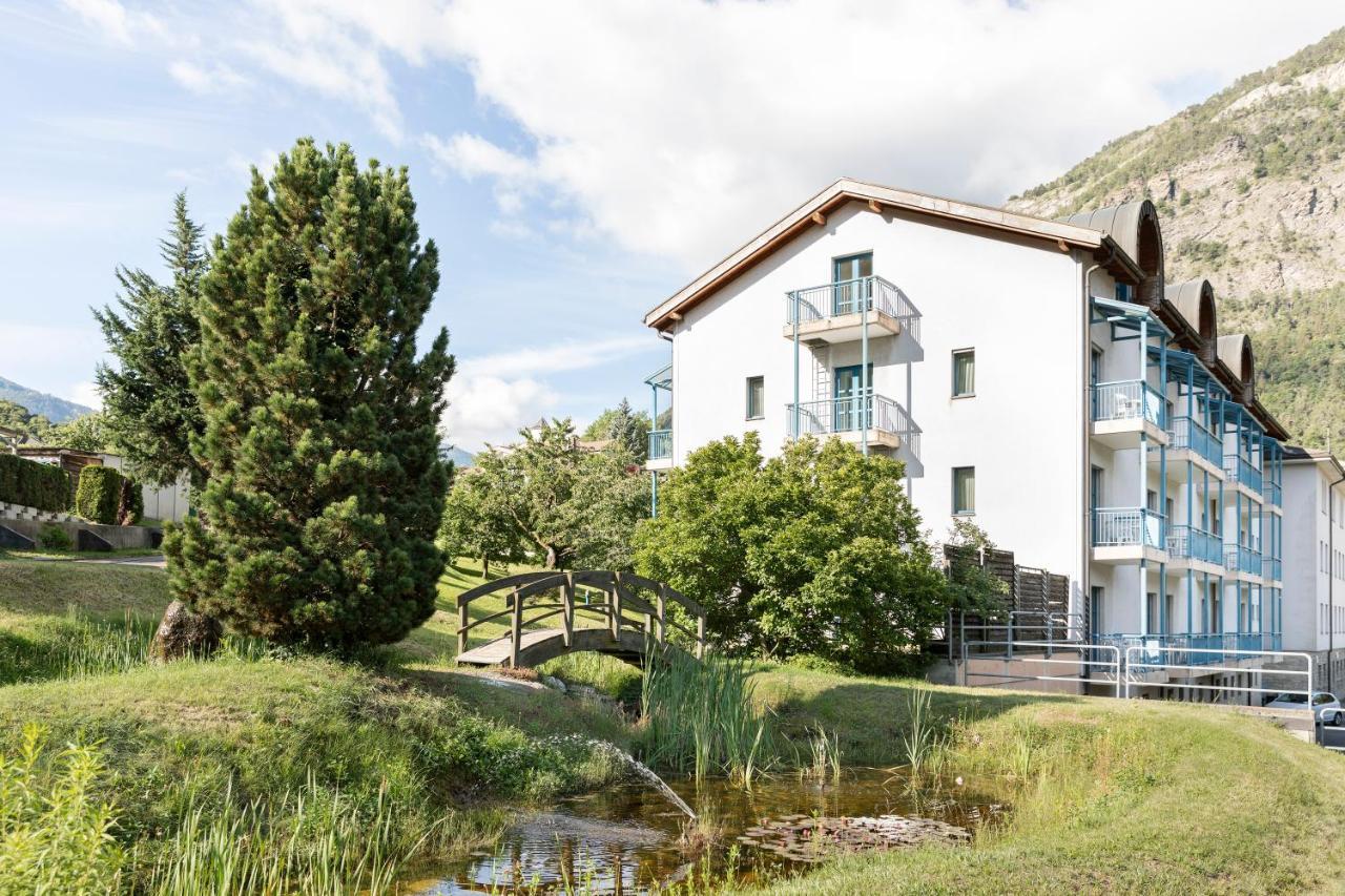 Hotel & Bildungshaus St. Jodern Visp Exterior photo